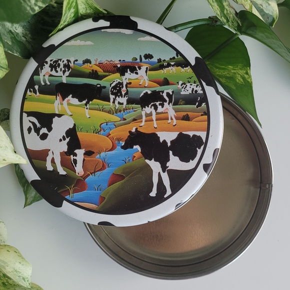1995 Cows In Pasture Cookie Tin International Greetings - Picture 2 of 3